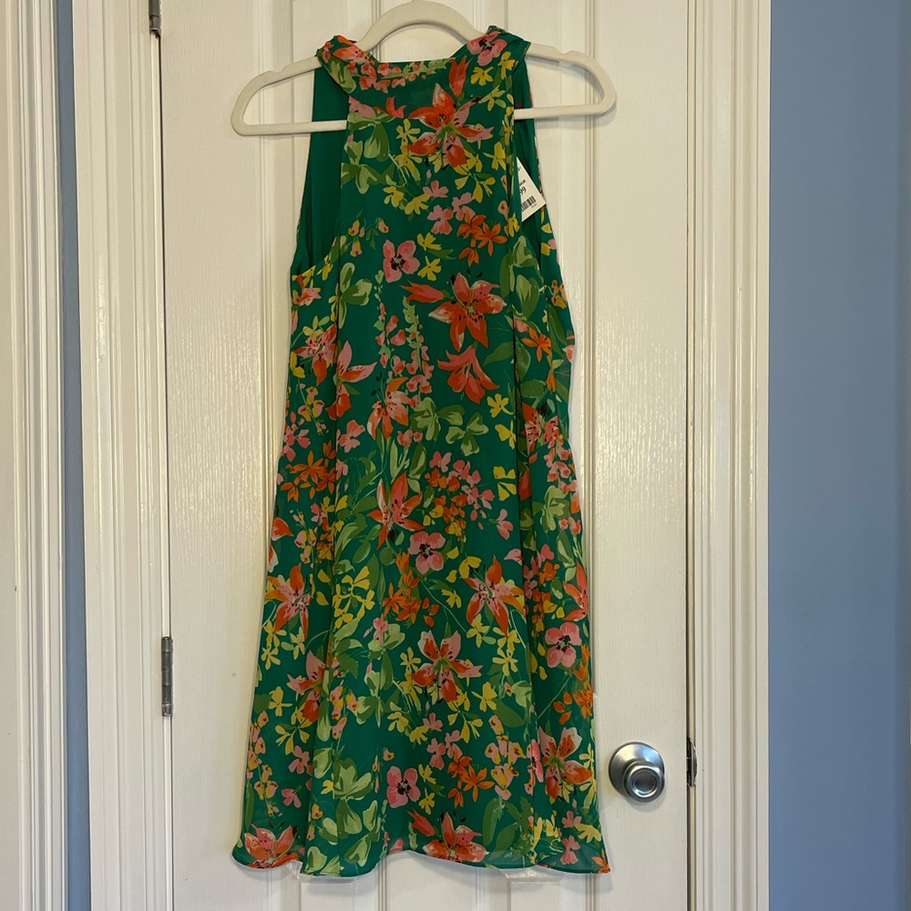 NWT floral Vince Camuto dress